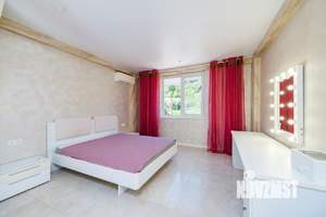 Дом 480м², 3-этажный, участок 11 сот.