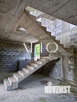 Дом 186м², 2-этажный, участок 7 сот.