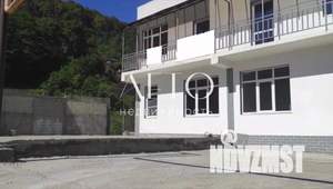 Дом 186м², 3-этажный, участок 8 сот.