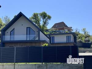 Коттедж 142м², 2-этажный, участок 4 сот.