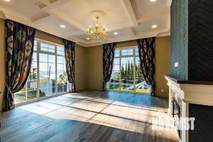 Коттедж 500м², 3-этажный, участок 10 сот.
