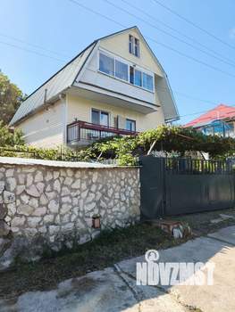 Дом 195м², 3-этажный, участок 7 сот.