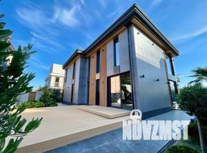 Дом 300м², 2-этажный, участок 6 сот.