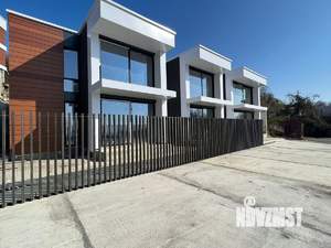 Дом 40м², 2-этажный, участок 4 сот.