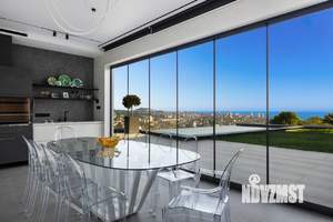 Дом 500м², 2-этажный, участок 12 сот.