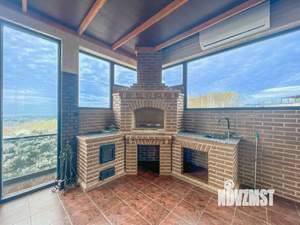 Коттедж 230м², 2-этажный, участок 8 сот.