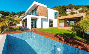 Дом 240м², 2-этажный, участок 5 сот.