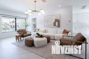 Коттедж 650м², 3-этажный, участок 30 сот.