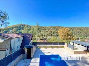 Дом 270м², 3-этажный, участок 10 сот.