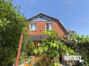 Дом 200м², 3-этажный, участок 4 сот.