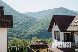 Дом 205м², 3-этажный, участок 5 сот.