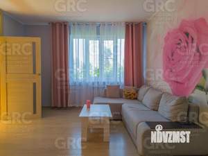 Дом 214м², 3-этажный, участок 3 сот.