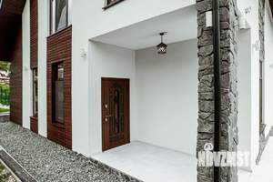 Дом 349м², 3-этажный, участок 21 сот.