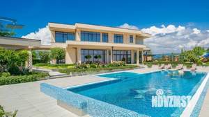 Коттедж 700м², 2-этажный, участок 15 сот.