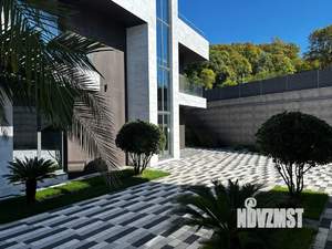 Дом 240м², 2-этажный, участок 99 сот.