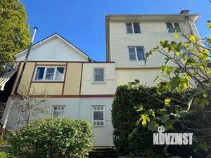 Дом 190м², 3-этажный, участок 7 сот.