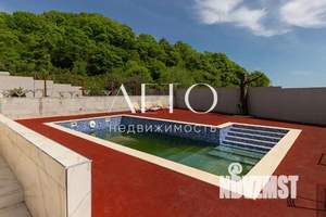 Дом 441м², 2-этажный, участок 12 сот.