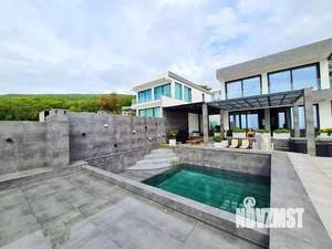 Дом 300м², 2-этажный, участок 8 сот.