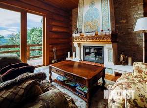 Дом 600м², 3-этажный, участок 12 сот.