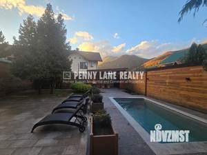 Дом 369м², 3-этажный, участок 6 сот.