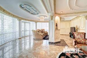 Дом 365м², 3-этажный, участок 9 сот.