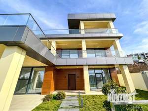 Коттедж 350м², 3-этажный, участок 7 сот.