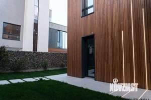 Дом 260м², 3-этажный, участок 5 сот.