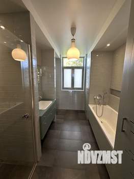 Дом 400м², 2-этажный, участок 12 сот.