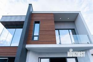 Дом 260м², 3-этажный, участок 5 сот.