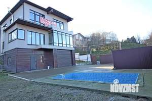 Дом 253м², 3-этажный, участок 4 сот.