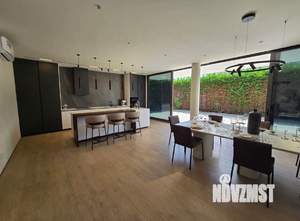 Дом 189м², 2-этажный, участок 8 сот.