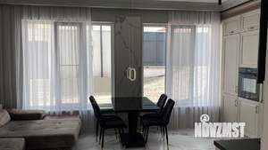 Дом 180м², 2-этажный, участок 4 сот.