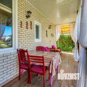 Дом 214м², 3-этажный, участок 3 сот.