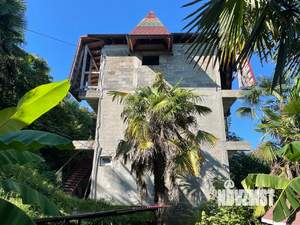 Коттедж 330м², 3-этажный, участок 3 сот.