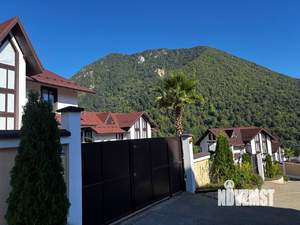 Дом 144м², 3-этажный, участок 4 сот.