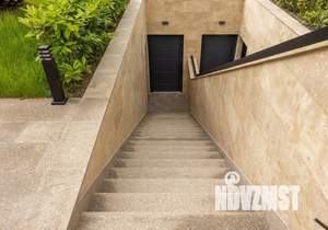 Коттедж 353м², 3-этажный, участок 5 сот.