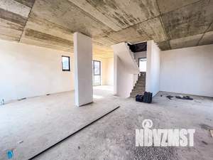 Коттедж 240м², 3-этажный, участок 4 сот.