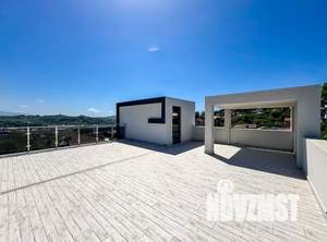 Коттедж 215м², 2-этажный, участок 4 сот.