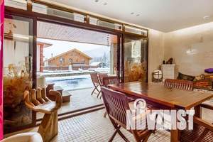 Коттедж 1200м², 3-этажный, участок 30 сот.