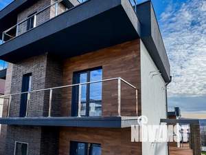 Коттедж 220м², 3-этажный, участок 5 сот.