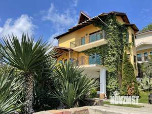 Дом 130м², 2-этажный, участок 60 сот.