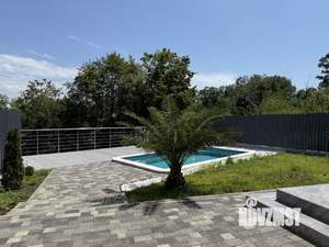 Дом 240м², 3-этажный, участок 6 сот.