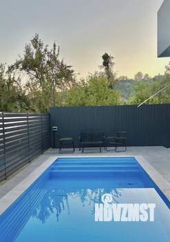 Коттедж 180м², 2-этажный, участок 6 сот.