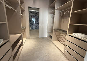 Дом 244м², 2-этажный, участок 4 сот.