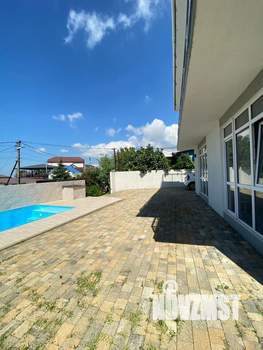 Дом 272м², 3-этажный, участок 3 сот.