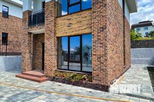 Дом 170м², 2-этажный, участок 4 сот.