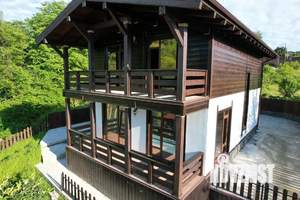 Коттедж 191м², 2-этажный, участок 5 сот.