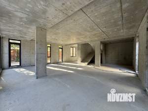 Дом 350м², 3-этажный, участок 10 сот.