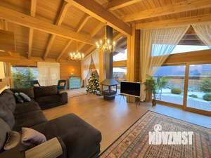 Дом 250м², 2-этажный, участок 8 сот.