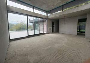 Дом 400м², 2-этажный, участок 9 сот.